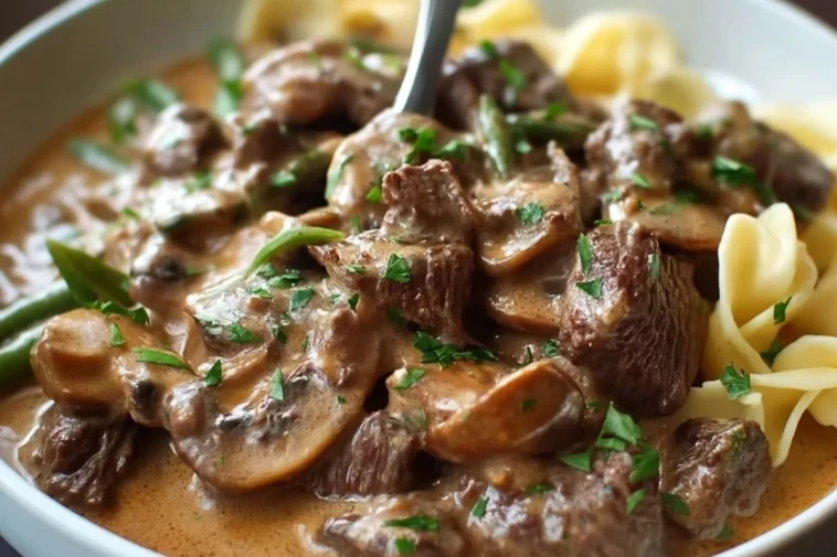 Boeuf Stroganov