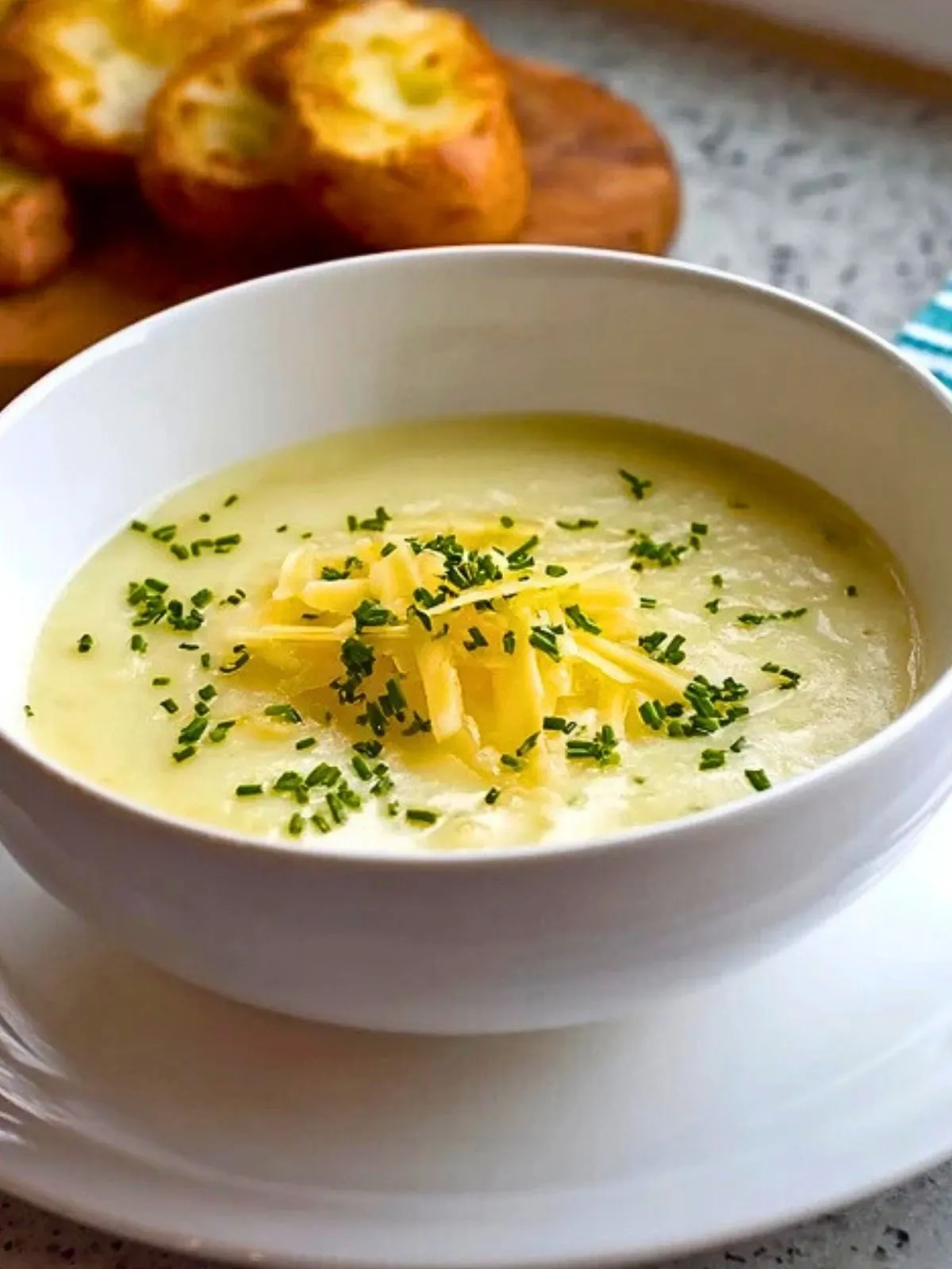 Soupe De Pommes De Terre À LAil Reste (1)