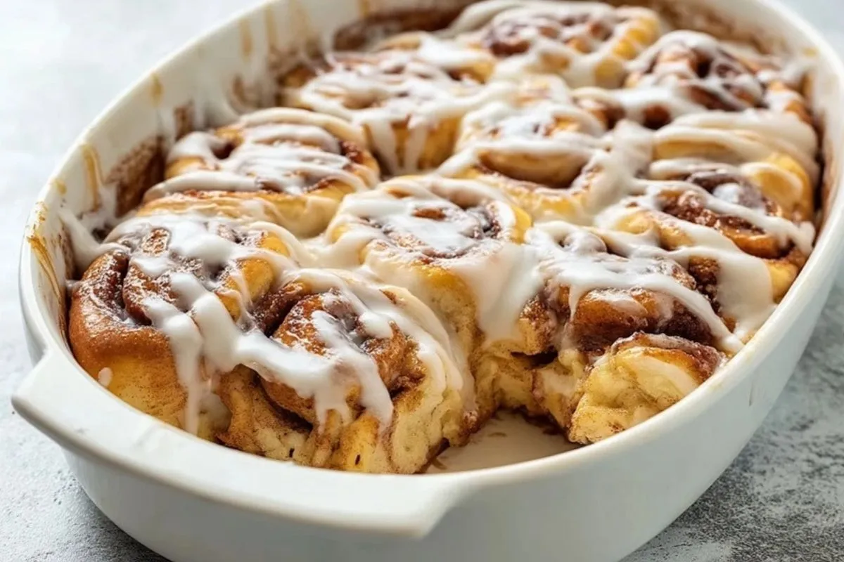Casserole De Rouleaux De Cannelle
