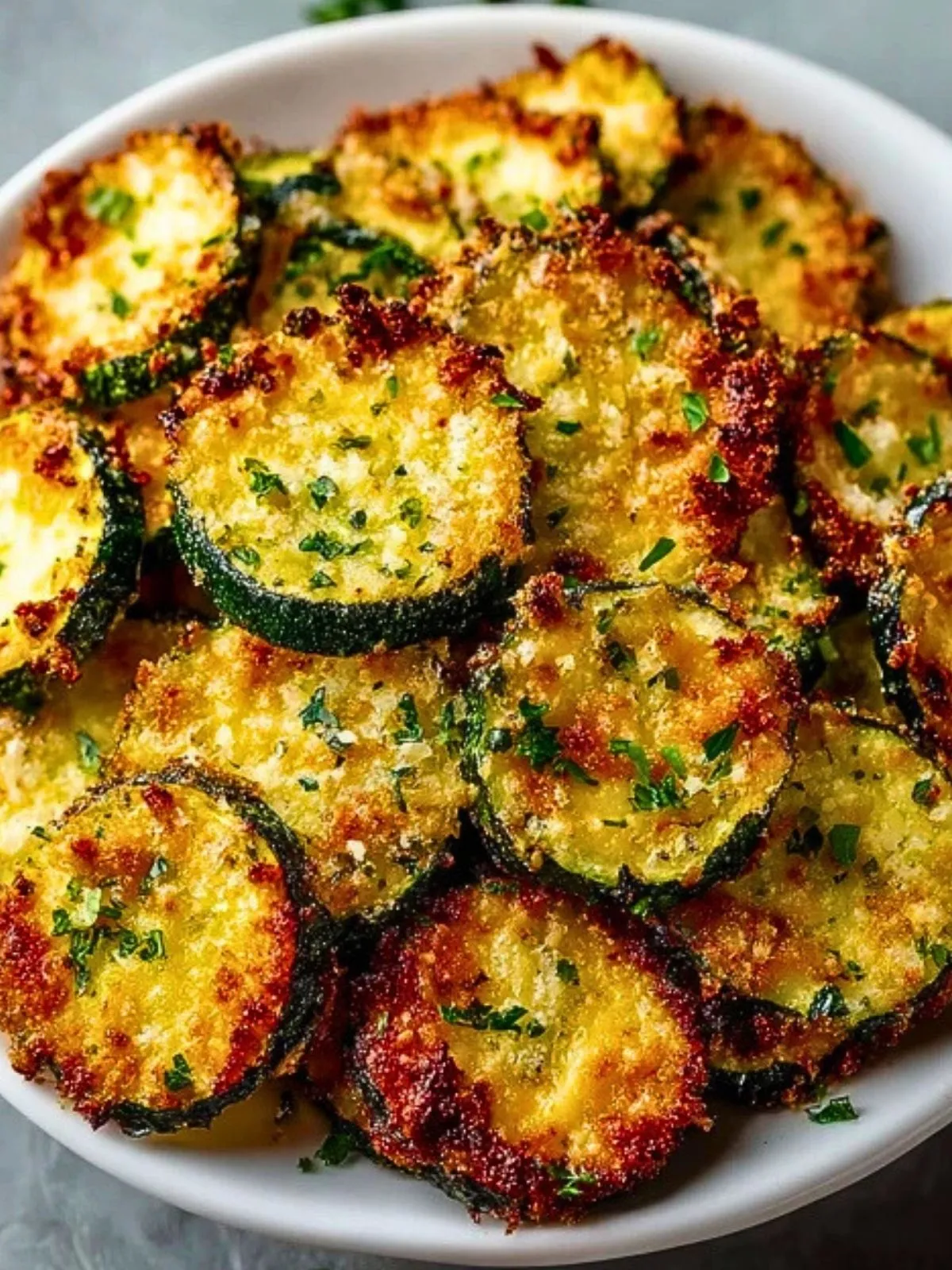 Chips de Courgette Parmesan Croustillantes à lAil (1)
