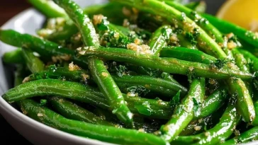 Haricots Verts Sautés à lAil et au Beurre
