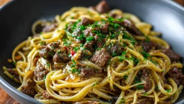 Pâtes Au Bœuf À LAil Et Au Beurre