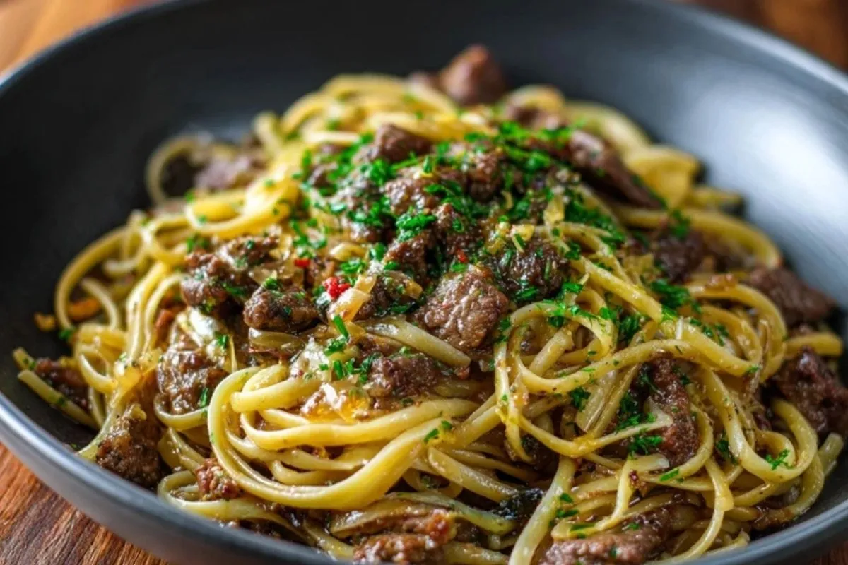 Pâtes Au Bœuf À LAil Et Au Beurre