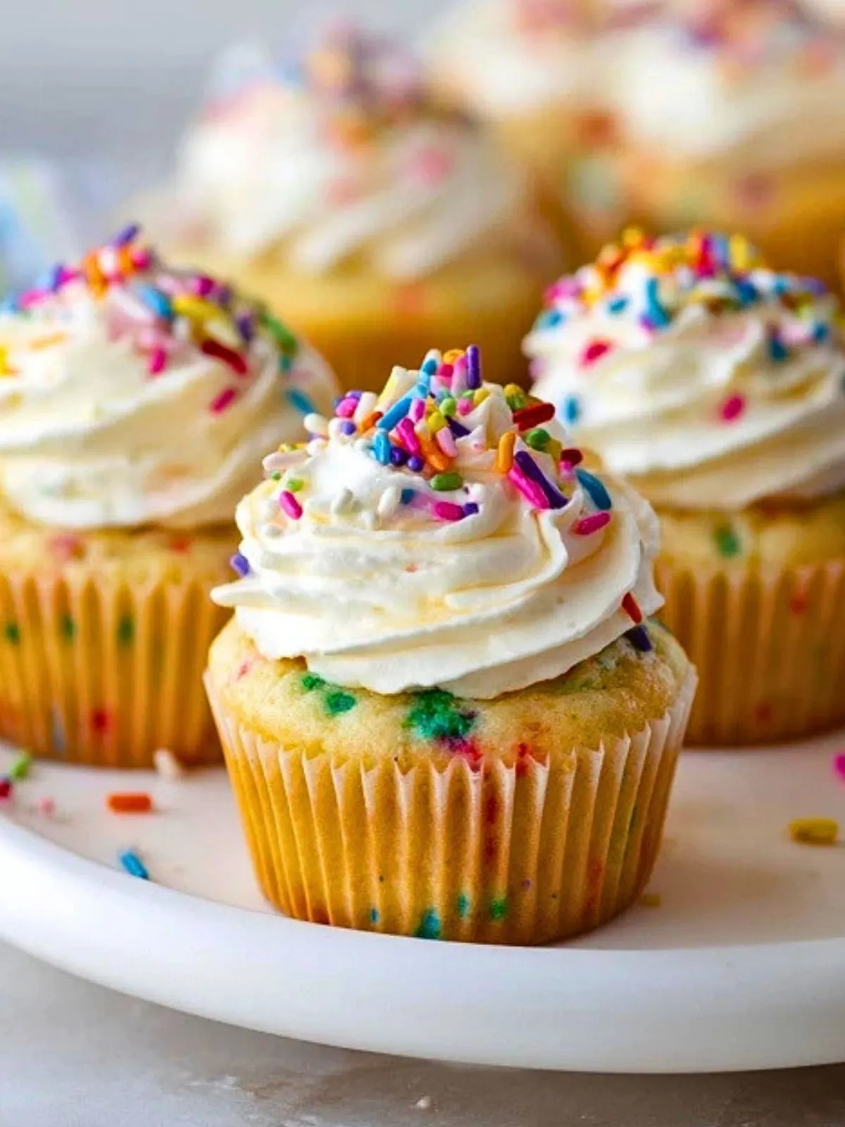 Cupcakes Funfetti Simples (1)