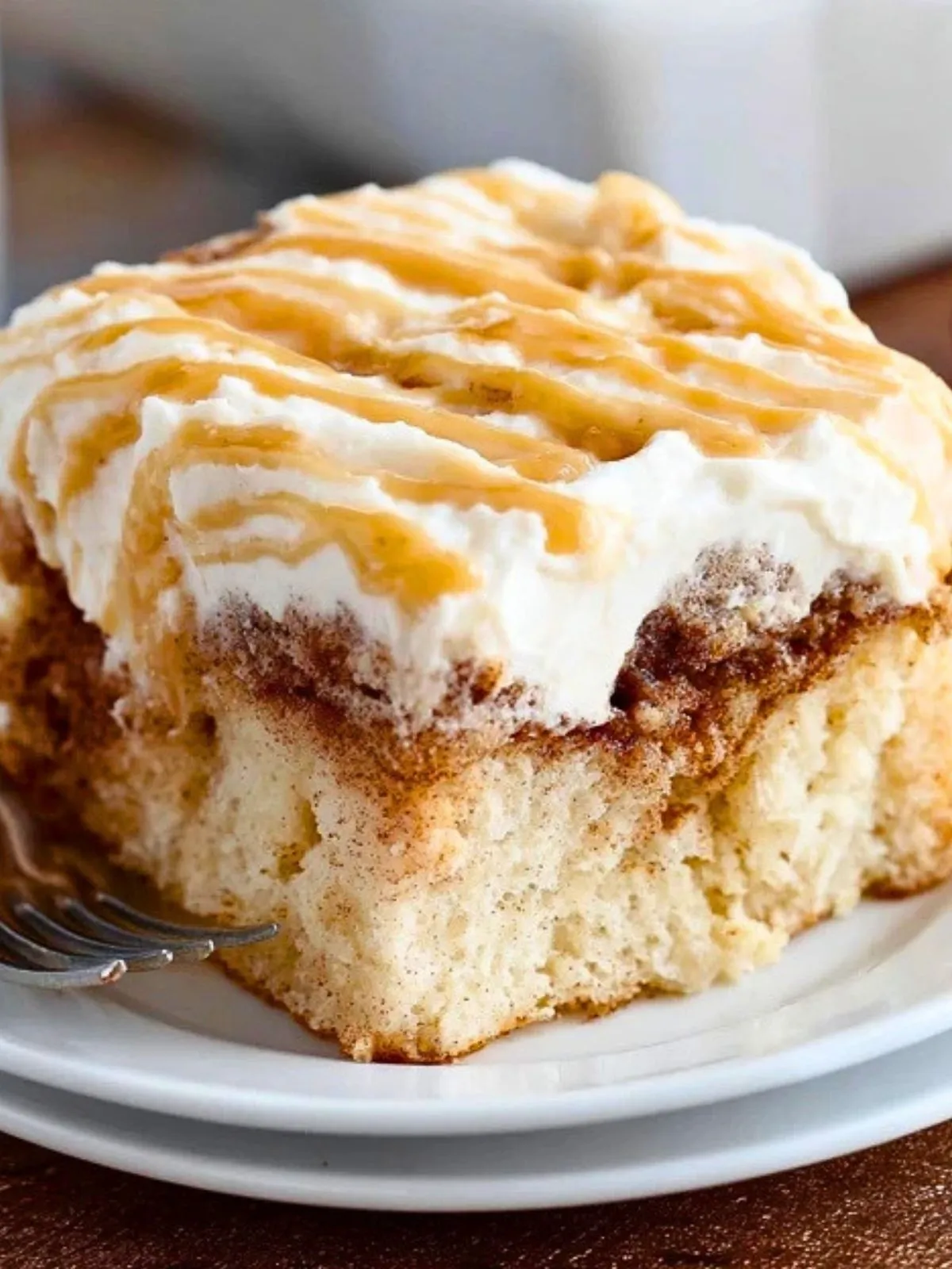 Gâteau Poke À La Cannelle (1)