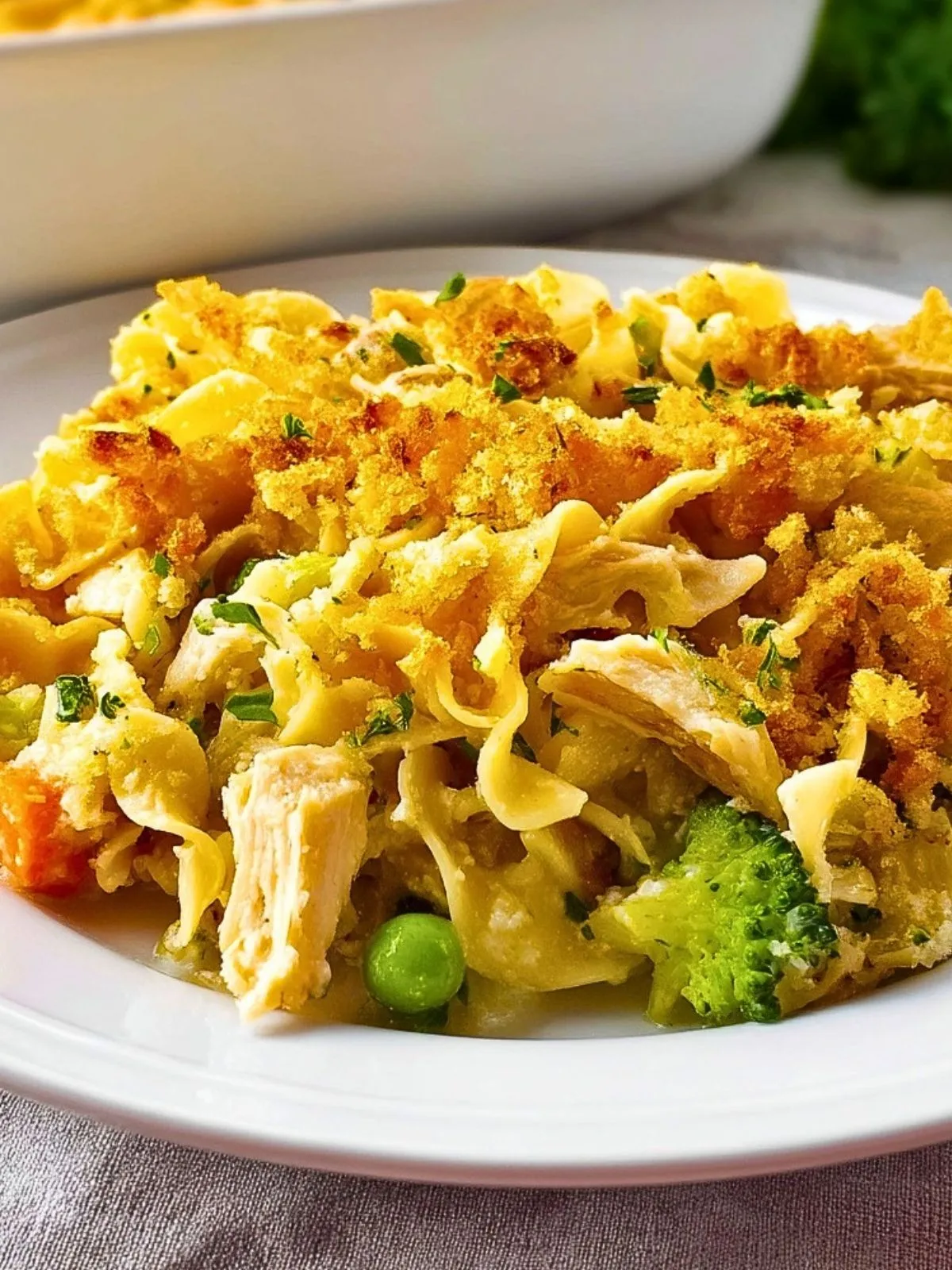 Casserole De Poulet Croquante Aux Nouilles Et Légumes (1)