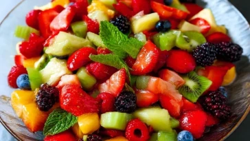 Salade De Fruits Printanière